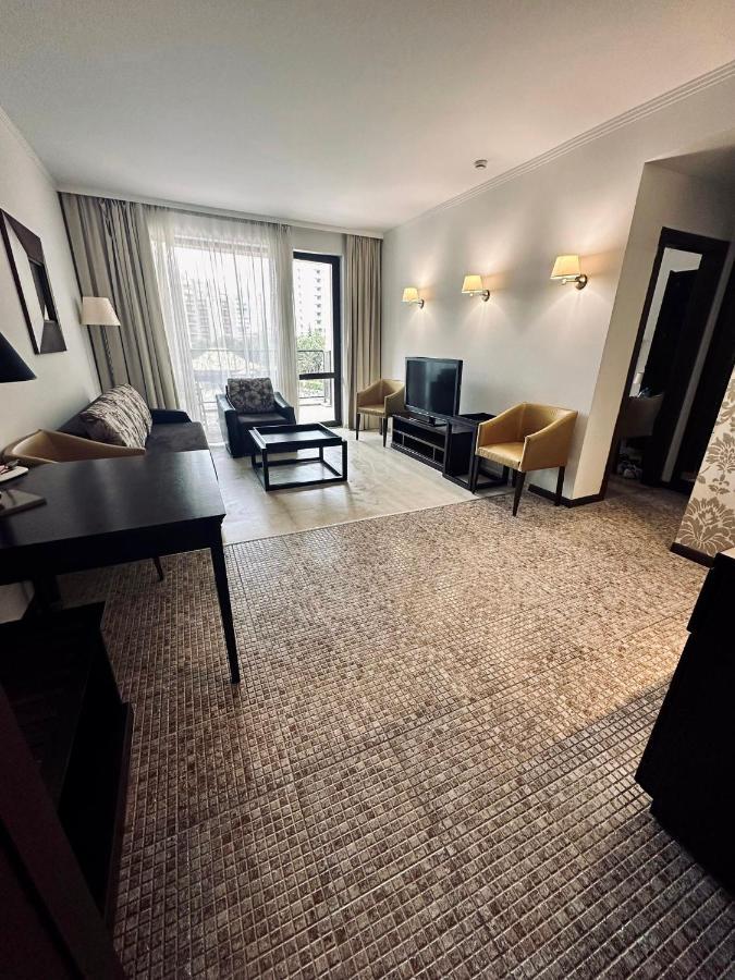 Hotel Barcelo Royal Beach - Apartaments Slântsjev Brjag Eksteriør bilde