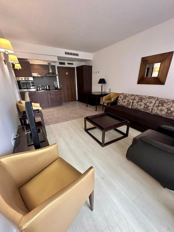 Hotel Barcelo Royal Beach - Apartaments Slântsjev Brjag Eksteriør bilde
